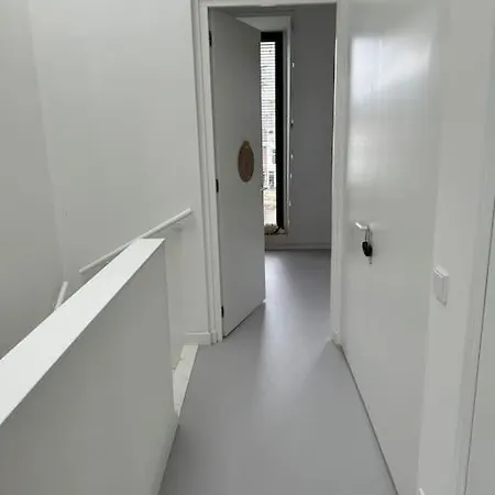 Modern Amsterdams Herenhuis Casa de Férias *