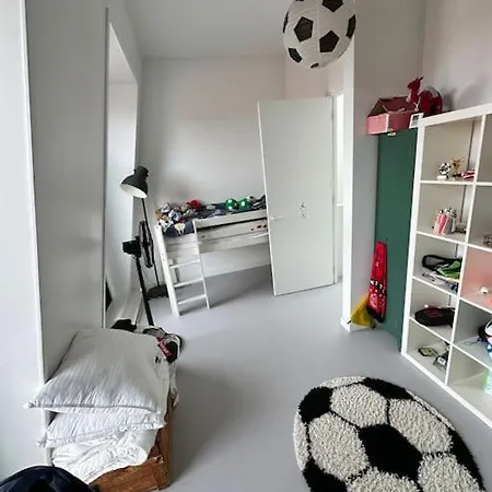 Modern Amsterdams Herenhuis * Amesterdão