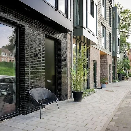 Modern Amsterdams Herenhuis *